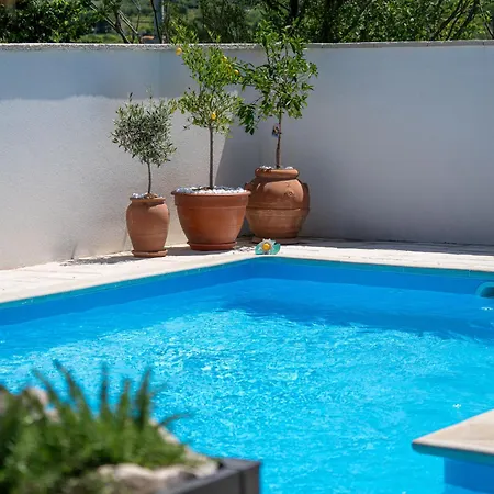 Holiday home Happy Rab By Interhome *