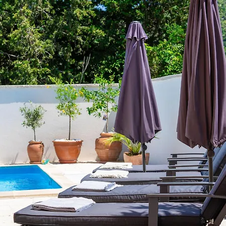 Holiday home Happy Rab By Interhome